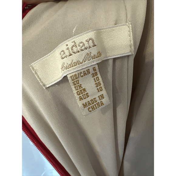 AIDAN MATTOX Red lace Plunging V-Neck open back Gown Size 6 - Picture 7 of 16